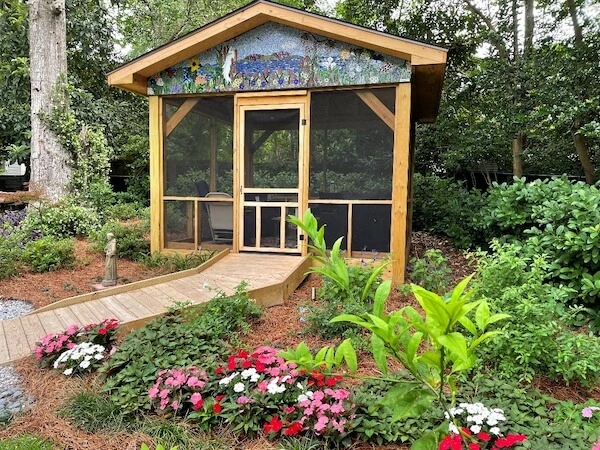 Custom landscaping, pathway, & flower-bed maintenance