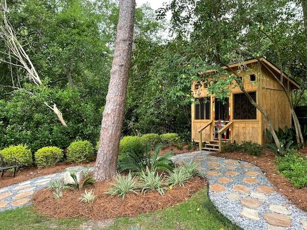 Custom landscaping, pathway, & flower-bed maintenance